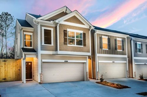 6219 Centennial Run, Atlanta GA 30349-8629 exterior