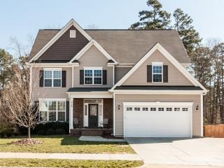 314 Grassy Point Rd, Apex, NC 27502-3770