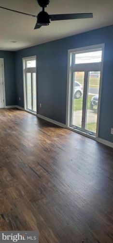 229 Schubert Ave, Runnemede NJ 08078-1844 exterior