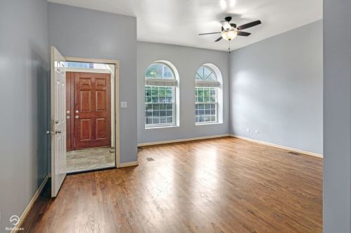 315 Campbell Ave, Chicago, IL 60612-5116