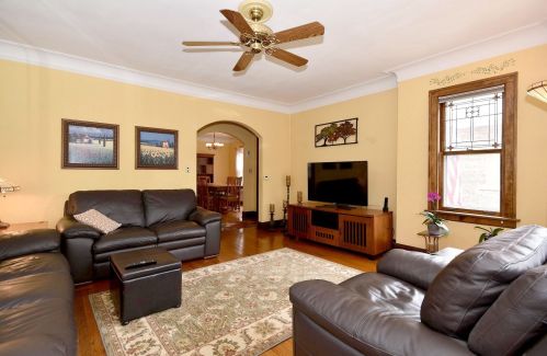 4449 Menard Ave, Chicago IL 60634-1712 exterior