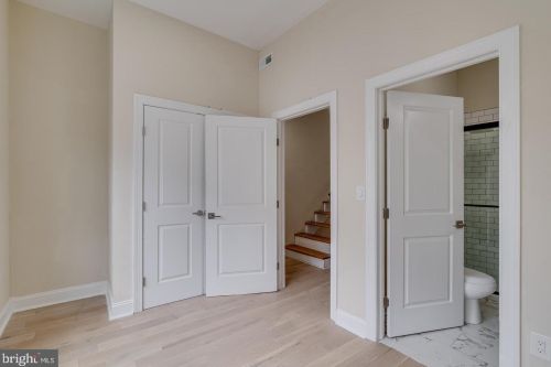 617 Dudley St, Philadelphia PA 19148-2404 exterior