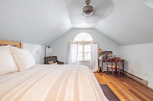 80 Roseland Ter, Springfield MA  01106-1128 exterior