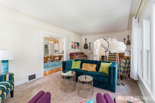 440 Mulford Dr, Grand Rapids MI 49507-3518 exterior