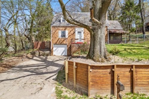 150 Elm Rd, Pittsburgh, PA 15237-3959