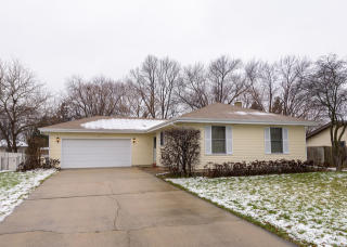 1790 Violet St, Aurora, IL 60505-1342