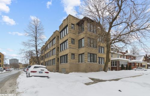 2337 72nd St, Chicago, IL 60649-2535