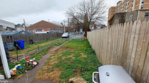 516 King St, Pottstown PA 19464-5624 exterior