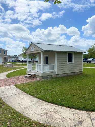 3326 Monterey Square Ln, Fort Pierce FL 34982-8426 exterior