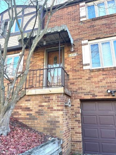 239 Jacob Dr, Pittsburgh PA  15235-1723 exterior