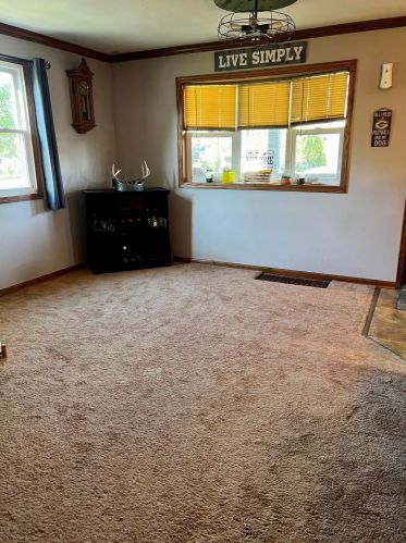 4645 68th St, Milwaukee WI  53220-3917 exterior