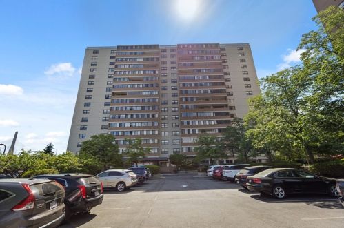 6 Whittier Pl, Boston MA  02114 exterior