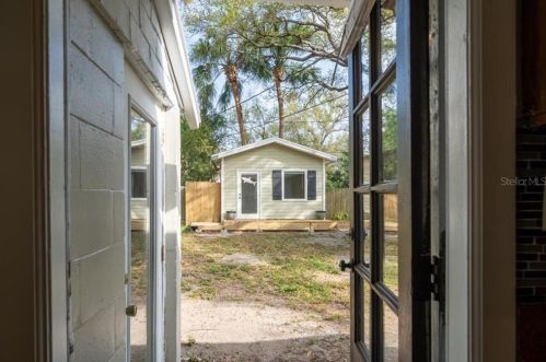 4711 Bay View Ave, Tampa FL 33611-1127 exterior