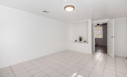 2701 Drexel Rd, Tucson AZ  85746-3821 exterior