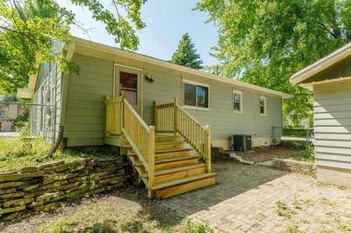 6270 102, Milwaukee WI 53214-2525 exterior