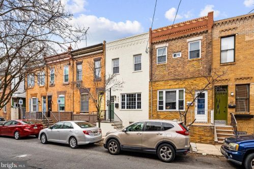 831 Greenwich St, Philadelphia PA 19147-6409 exterior