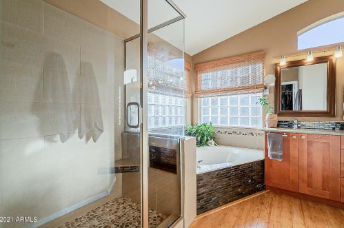 16026 10 St, Phoenix AZ 85086-0911 exterior