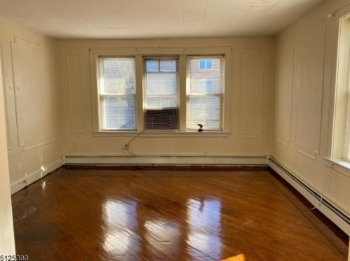 502 13th St, Newark NJ  07107-1549 exterior