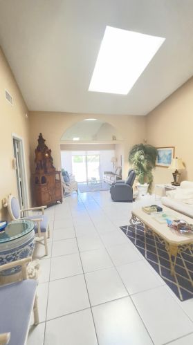 7561 Is Breeze Ter, Boynton Beach FL 33437-5402 exterior