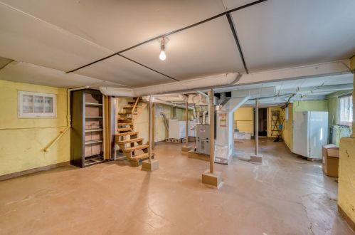 5133 Homan Ave, Chicago IL 60655-2610 exterior