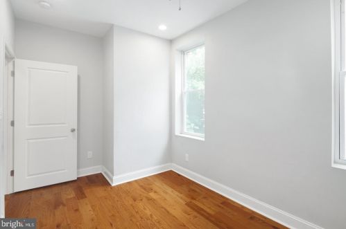 2558 18 St, Philadelphia PA 19132-3813 exterior