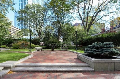 8 Whittier Pl, Boston MA exterior