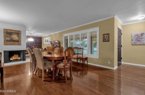 8051 14 Ave, Phoenix AZ 85023-2585 exterior