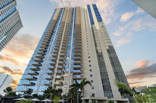 1388 Kapiolani Blvd, Honolulu HI  96814-3620 exterior