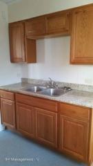 4786 Rockwood Rd, Cleveland OH  44125-1261 exterior