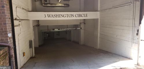 3 Washington Cir, Washington DC  20037-2326 exterior