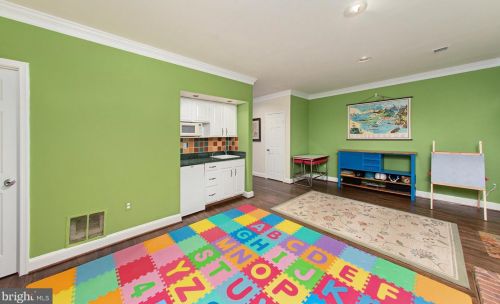 3604 Reservoir Rd, Washington DC  20007-2338 exterior