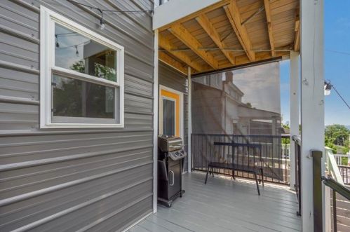 5416 Camelia St, Pittsburgh PA  15201-2211 exterior