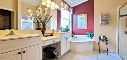 9256 Cove Point Cir, Boynton Beach FL 33472-2766 exterior