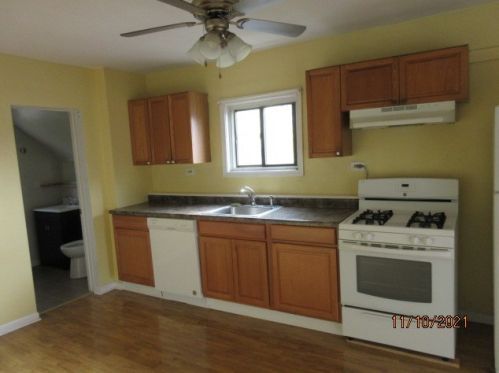 1729 Whipple St, Chicago IL 60652-3446 exterior