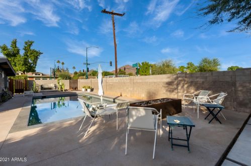 4027 45 Pl, Phoenix AZ 85050-6843 exterior