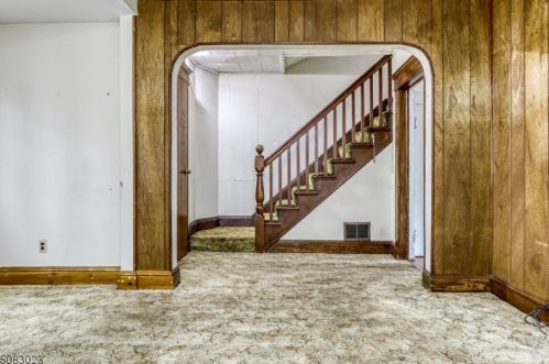 45 Wagner Pl, Paterson, NJ 07506-1333