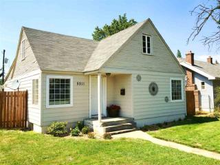 5211 Wall St, Spokane, WA 99205-5262