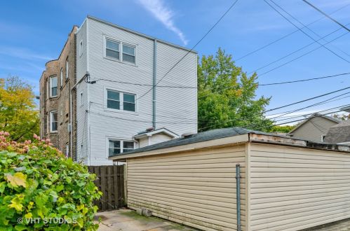 6214 Magnolia Ave, Chicago IL 60626-5306 exterior