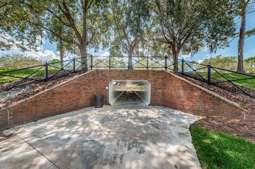 10320 Millport Dr, Tampa FL  33626-1706 exterior