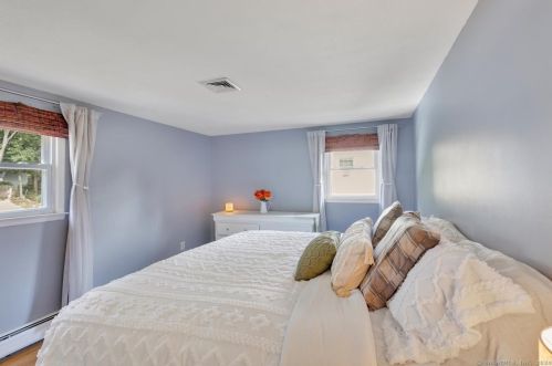 75 Boylston St, Meriden CT 06450-4737 exterior