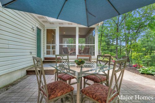 4199 Knapp St, Grand Rapids MI exterior