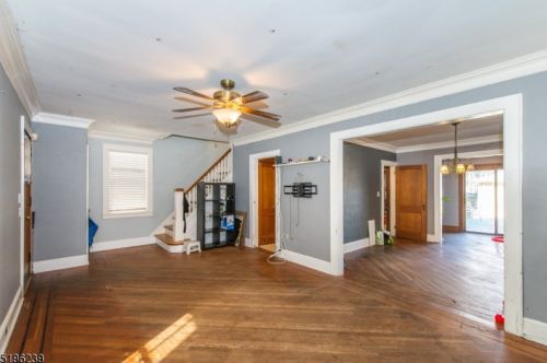 2039 Ostwood Ter, Maplewood, NJ 07040-3338