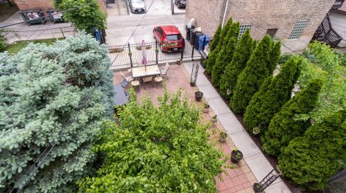 2603 Walton St, Chicago IL 60622-4579 exterior