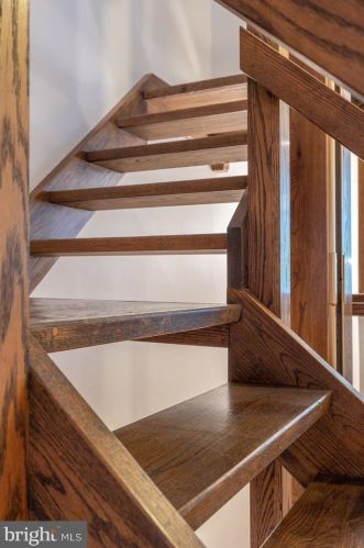 1940 Delancey Pl, Philadelphia PA 19103-6612 exterior