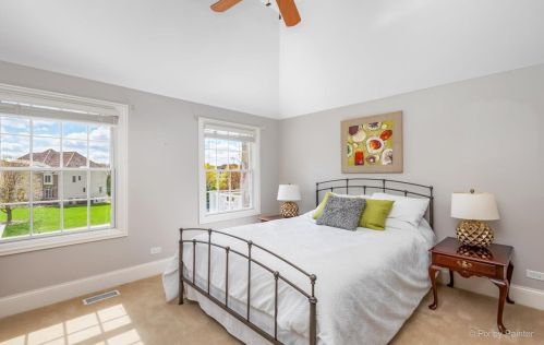 5612 Meadowbrook Ln, Bull Valley IL 60014-3009 exterior