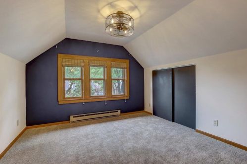 203 88, Milwaukee WI 53226-4616 exterior