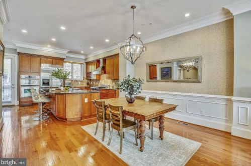 12458 Ansin Circle Dr, Rockville MD  20854-6900 exterior