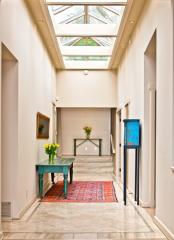 400 39th Ave, Seattle, WA 98112-5021