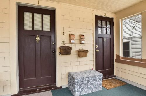 2348 Superior St, Madison, WI 53704-4632