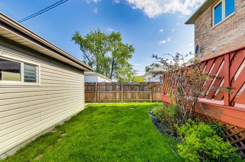 6221 Kildare Ave, Chicago IL 60803-2109 exterior